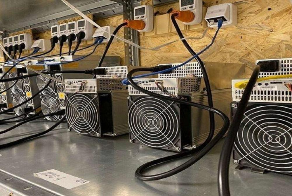 فعالیت مراکز مجاز استخراج رمزارز تا پایان شهریور محدود شد