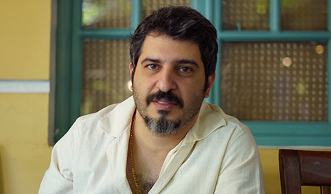 از دل تاریکی، چراغی برای آینده ساختیم