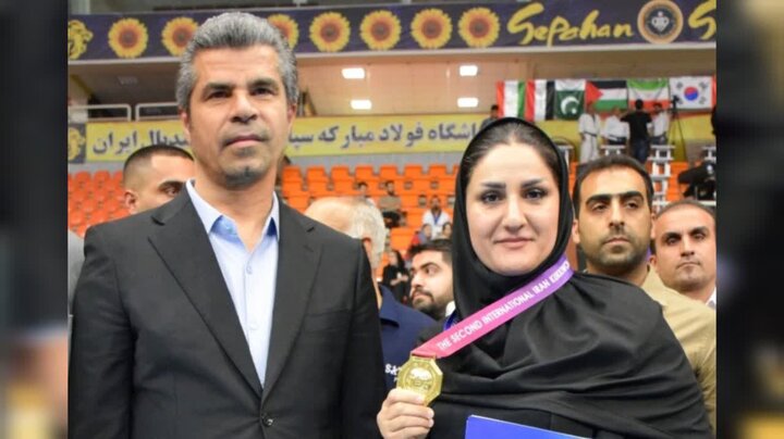 بانوی تکواندوکار آستارایی مدال طلای مسابقات بینالمللی را کسب کرد بانوی تکواندوکار آستارایی مدال طلای مسابقات بینالمللی را کسب کرد
