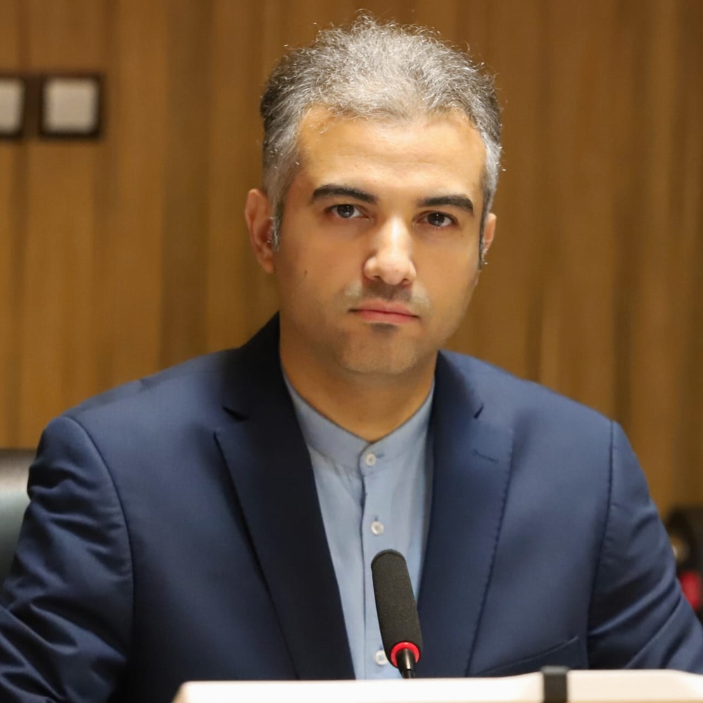 وزارت راه و شهرسازی درخصوص وظایف خویش نسبت به رشت متعهد باشد/ مردم رشت چند سال میبایست منتظر به نتیجه رسیدن رینگ دور شهر باشند؟