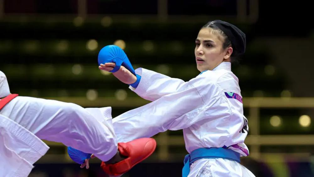 «سارا بهمنیار» کاراته کار گیلانی طلایی شد «سارا بهمنیار» کاراته کار گیلانی طلایی شد