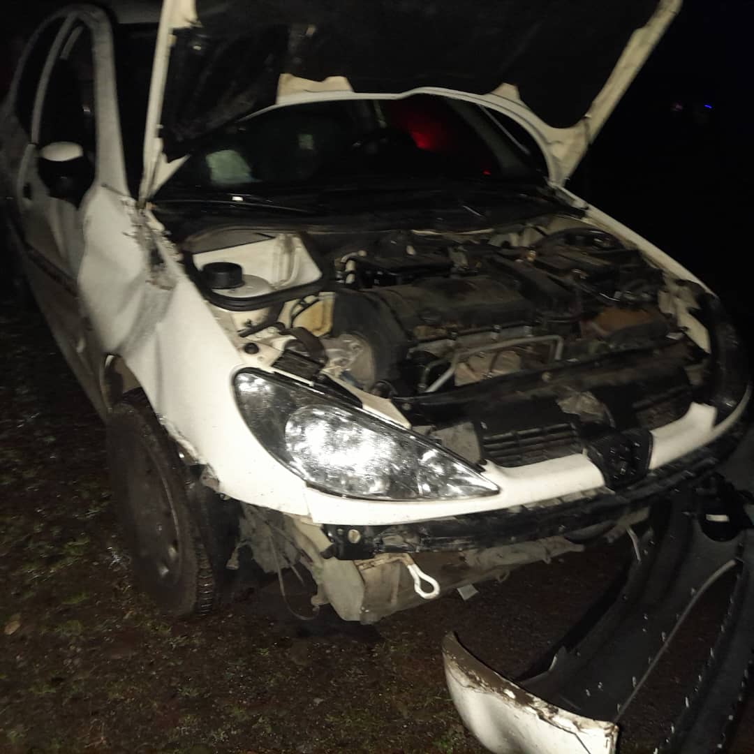 برخورد خودرو و قطار در مسیر فاقد ایمنی در پیربازار