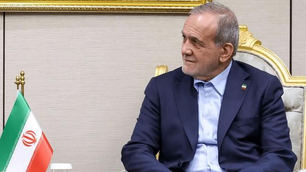 پزشکیان: توافقات راهبردی با رئیس جمهور روسیه مرور و عملیاتی شد/ ایران و قزاقستان ۱۴ سند همکاری امضا می کنند پزشکیان: توافقات راهبردی با رئیس جمهور روسیه مرور و عملیاتی شد/ ایران و قزاقستان ۱۴ سند همکاری امضا می کنند