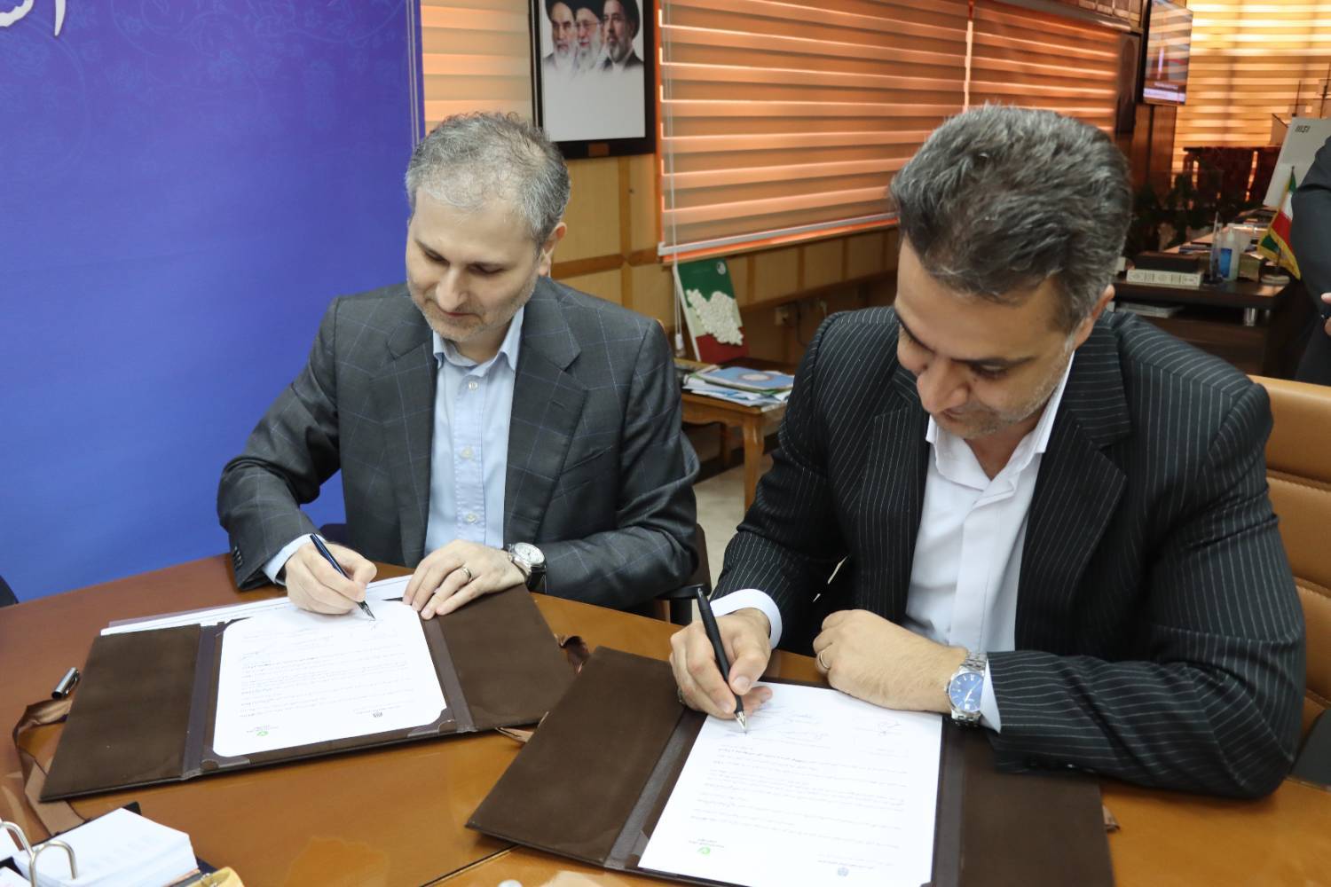احداث «دبستان مهر ایران» در پارهبیجار رشت با مشارکت بانک قرضالحسنه مهر ایران احداث «دبستان مهر ایران» در پارهبیجار رشت با مشارکت بانک قرضالحسنه مهر ایران