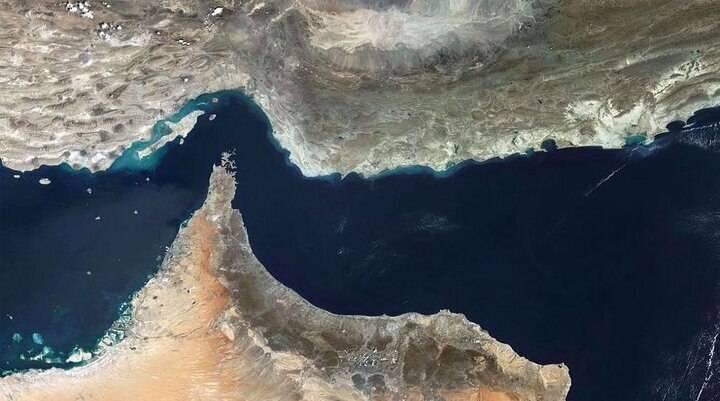 سازمان بین المللی دریانوردی: هزاران دریانورد همچنان در تنگه هرمز گرفتارند